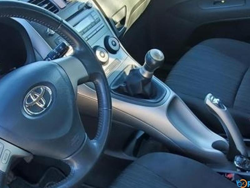 Shitet Toyota Auris - 1/4