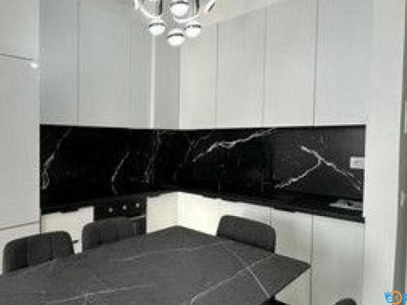 QIRA, APARTAMENT 1+1, KOMPLEKSI URBAN GATE, UNAZA E RE, TIRANË - 5/7