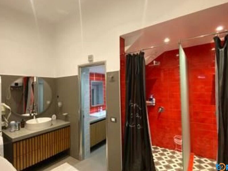 SHITET, APARTAMENT LUX + PISHINË, KOPSHTI BOTANIK, TIRANË - 1/10