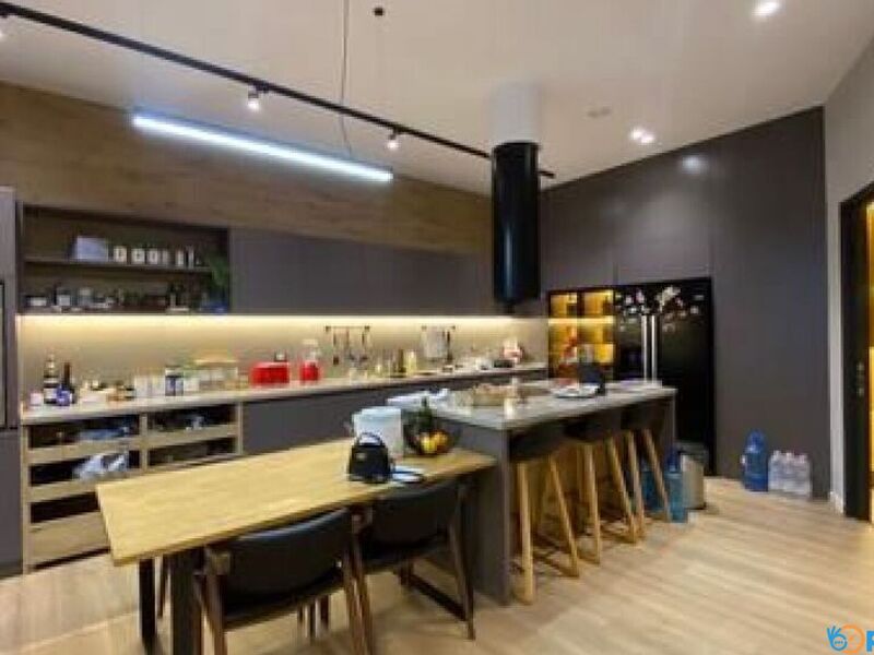 SHITET, APARTAMENT LUX + PISHINË, KOPSHTI BOTANIK, TIRANË - 5/10